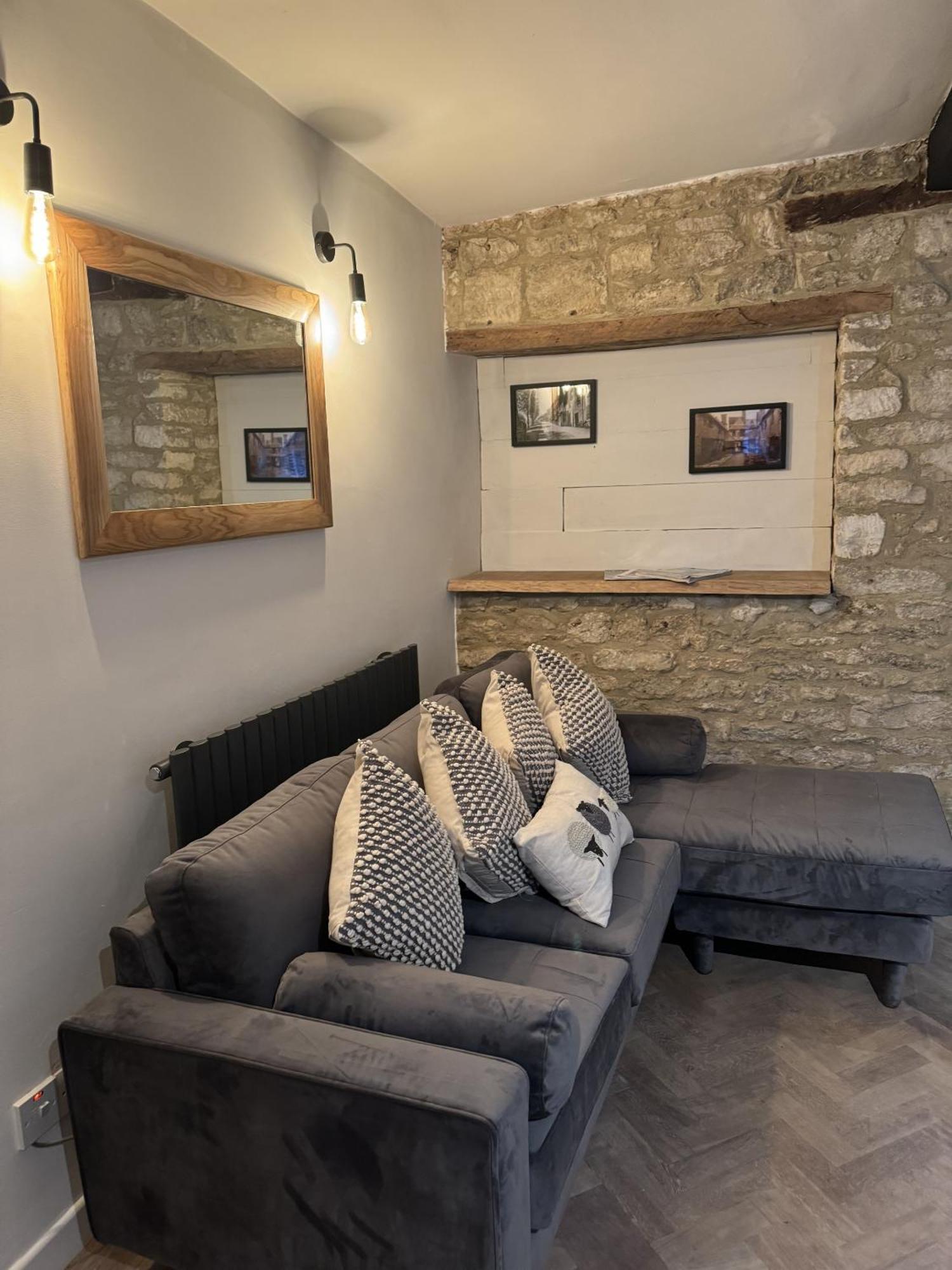Little Priory Cottage Burford Exterior photo